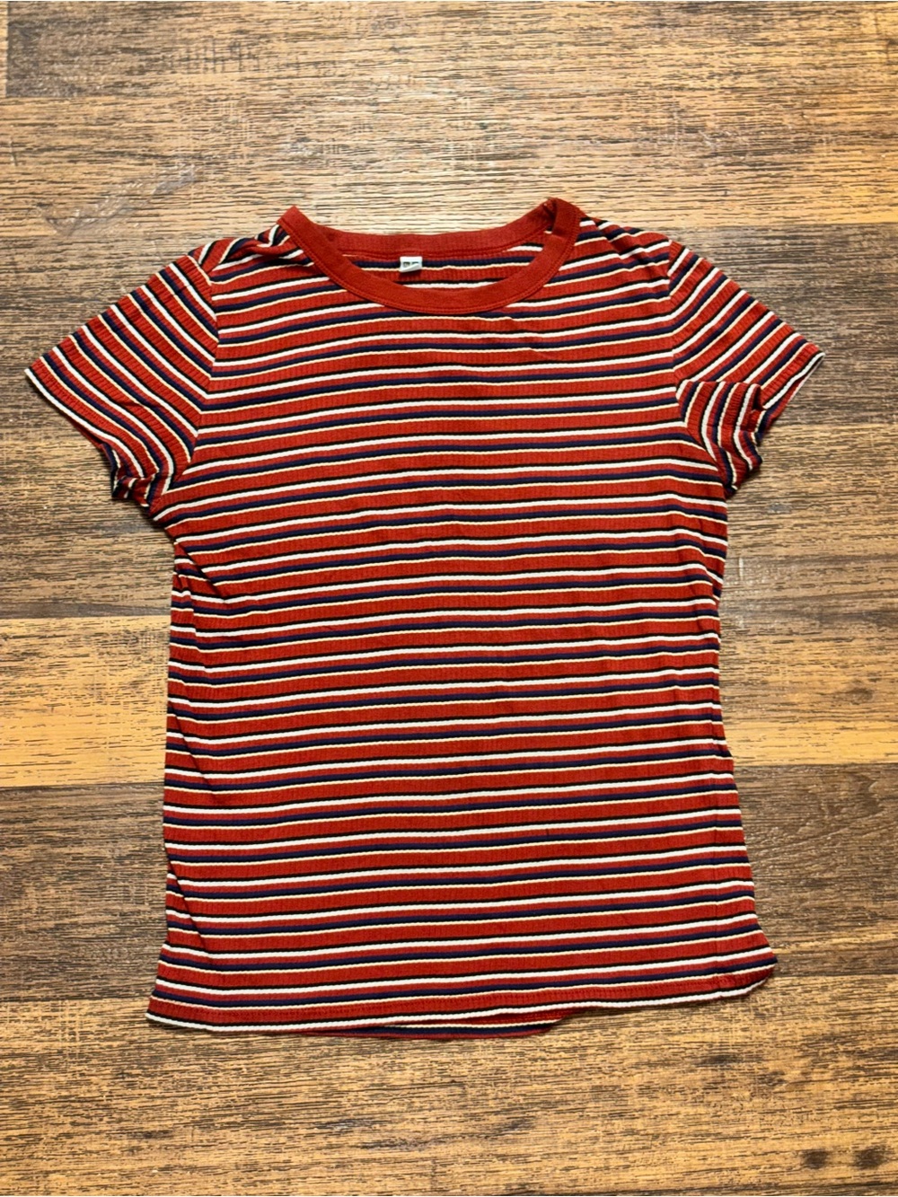 Uniqlo Womens Red Multi-Striped Short Sleeve Tee